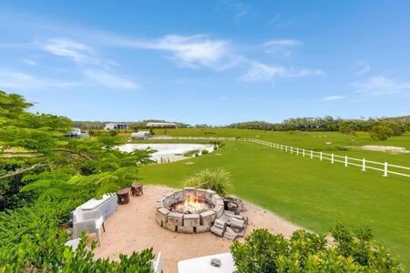 The Sanctuary - Family Retreat - Noosa Hinterland Villa North Arm Exterior photo